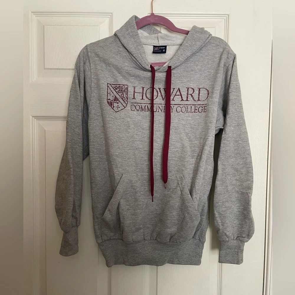Howard Community College Gray and Maroon Men's Hoodie size small